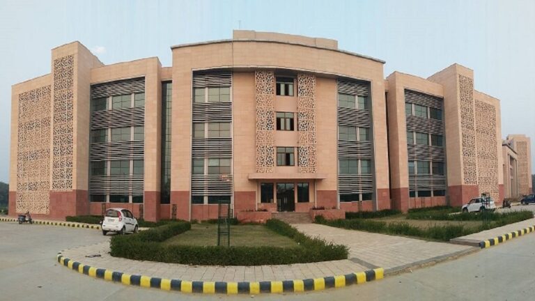 CUH Btech Review, cut off, placement | Central University of Haryana Btech Review & placement |CUET