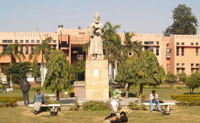 Jamia Millia Islamia - B.Tech Admission 2026 - Complete Review & Guide